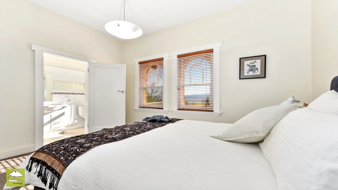 Photo of Bedroom in West Launceston