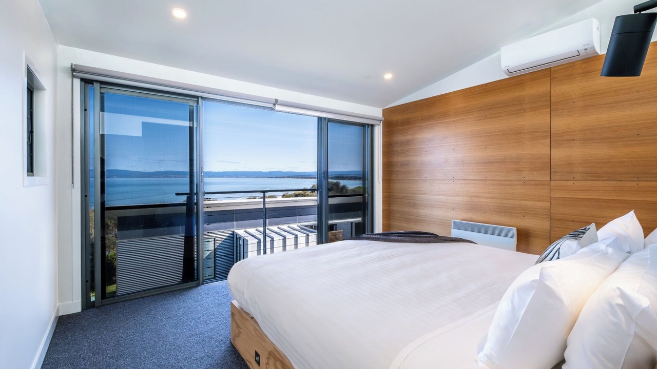 Photo of Bedroom in Coles Bay