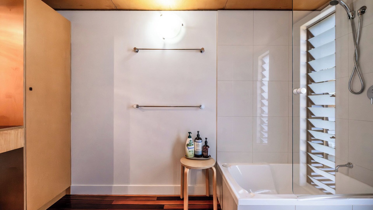 Photo of Bathroom in Coles Bay