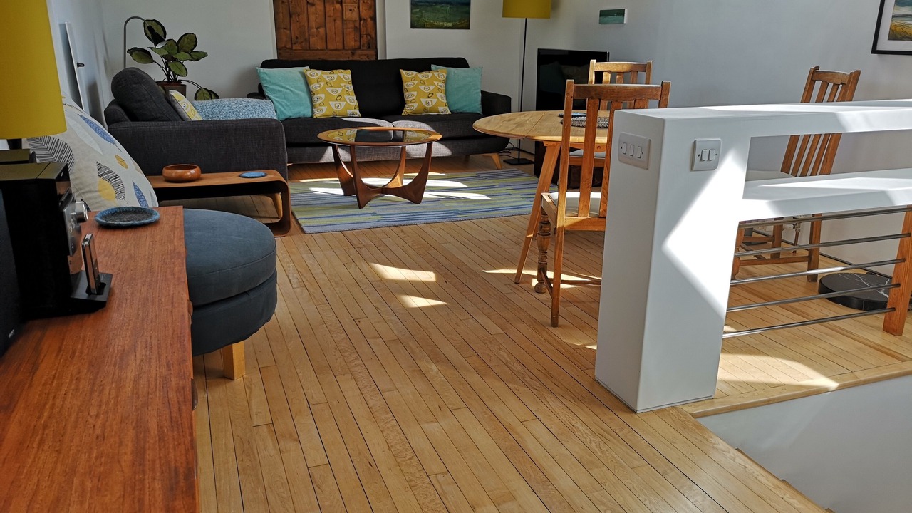 Photo of Livingroom in Newington