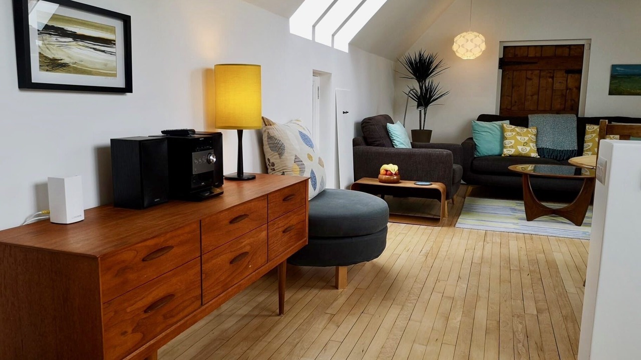 Photo of Livingroom in Newington