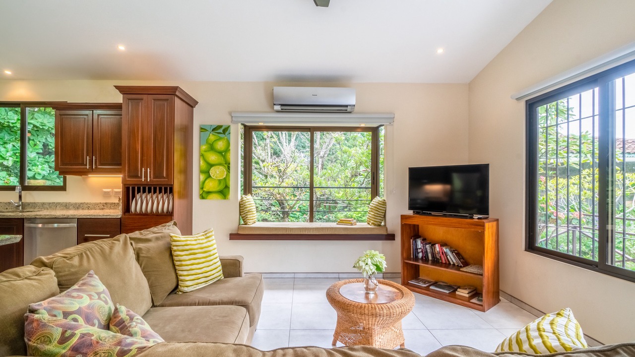 Photo of Livingroom in Potrero