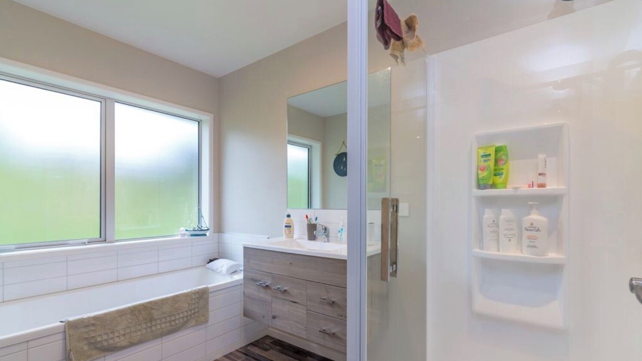 Photo of Bathroom in Ararimu