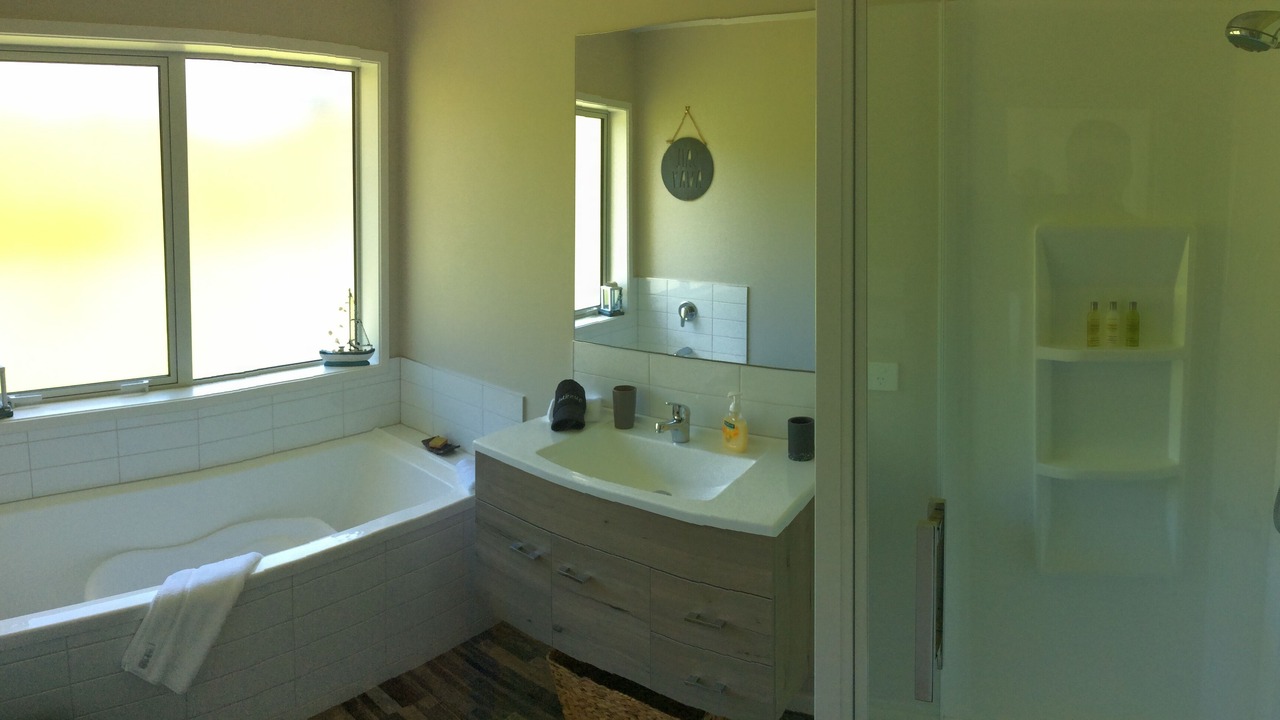 Photo of Bathroom in Ararimu