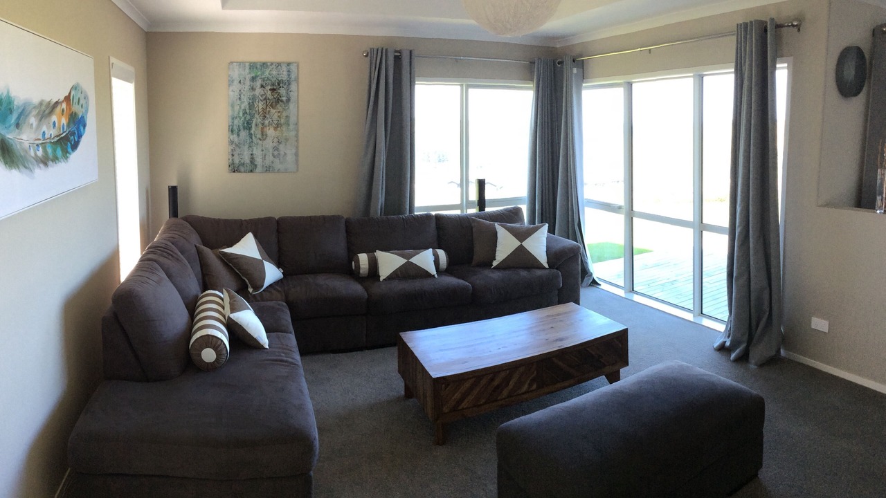Photo of Livingroom in Ararimu