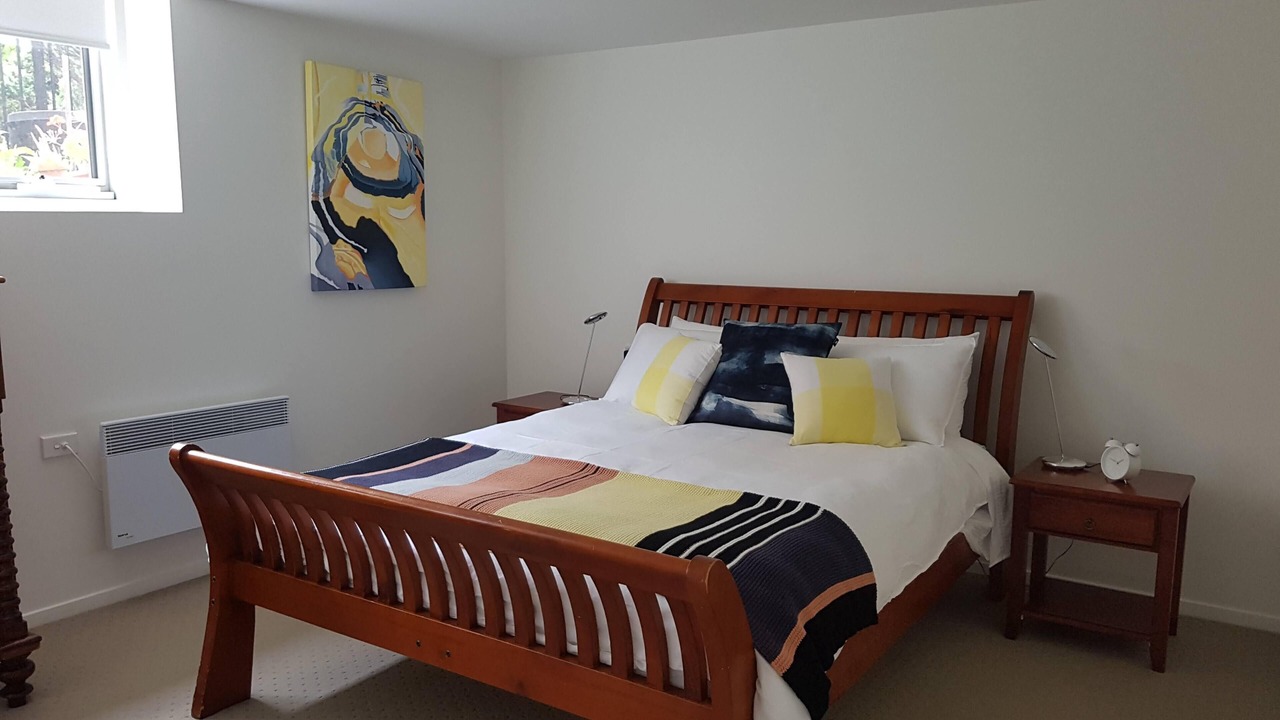 Photo of Bedroom in Howrah