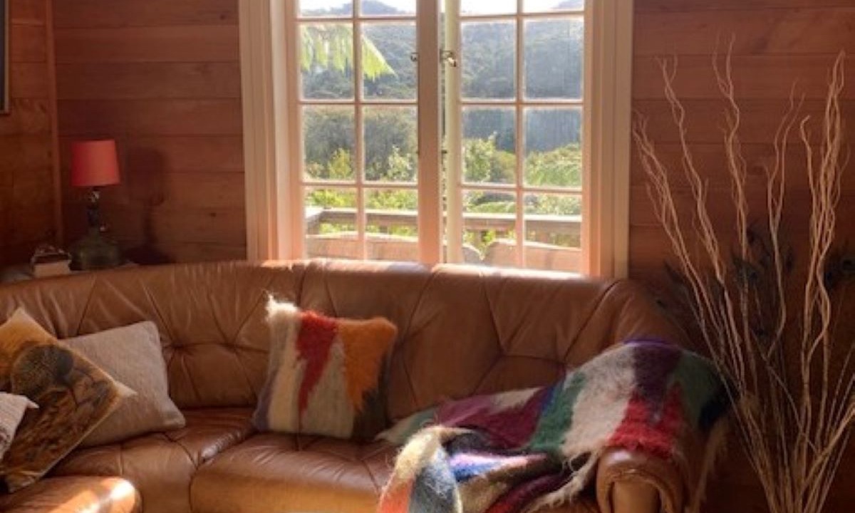 Photo of Livingroom in Whangaparapara Harbour