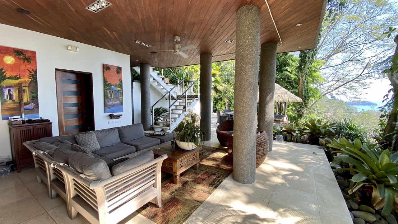 Photo of Patio Balcony in Marina Vista