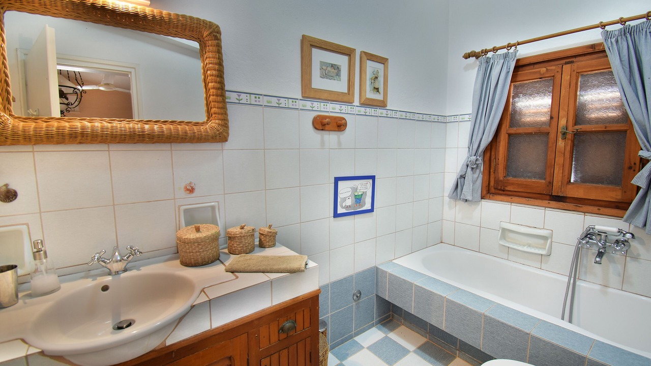 Photo of Bathroom in Kanapitsa