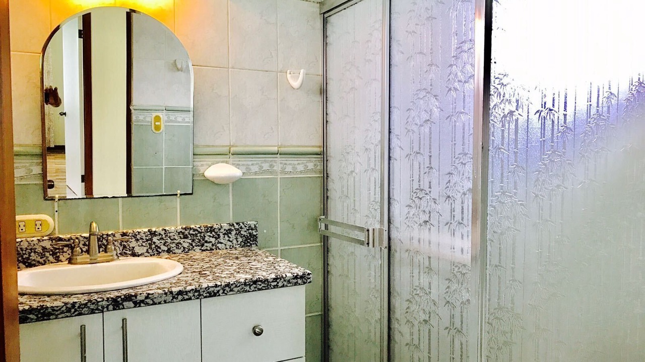 Photo of Bathroom in Pavas