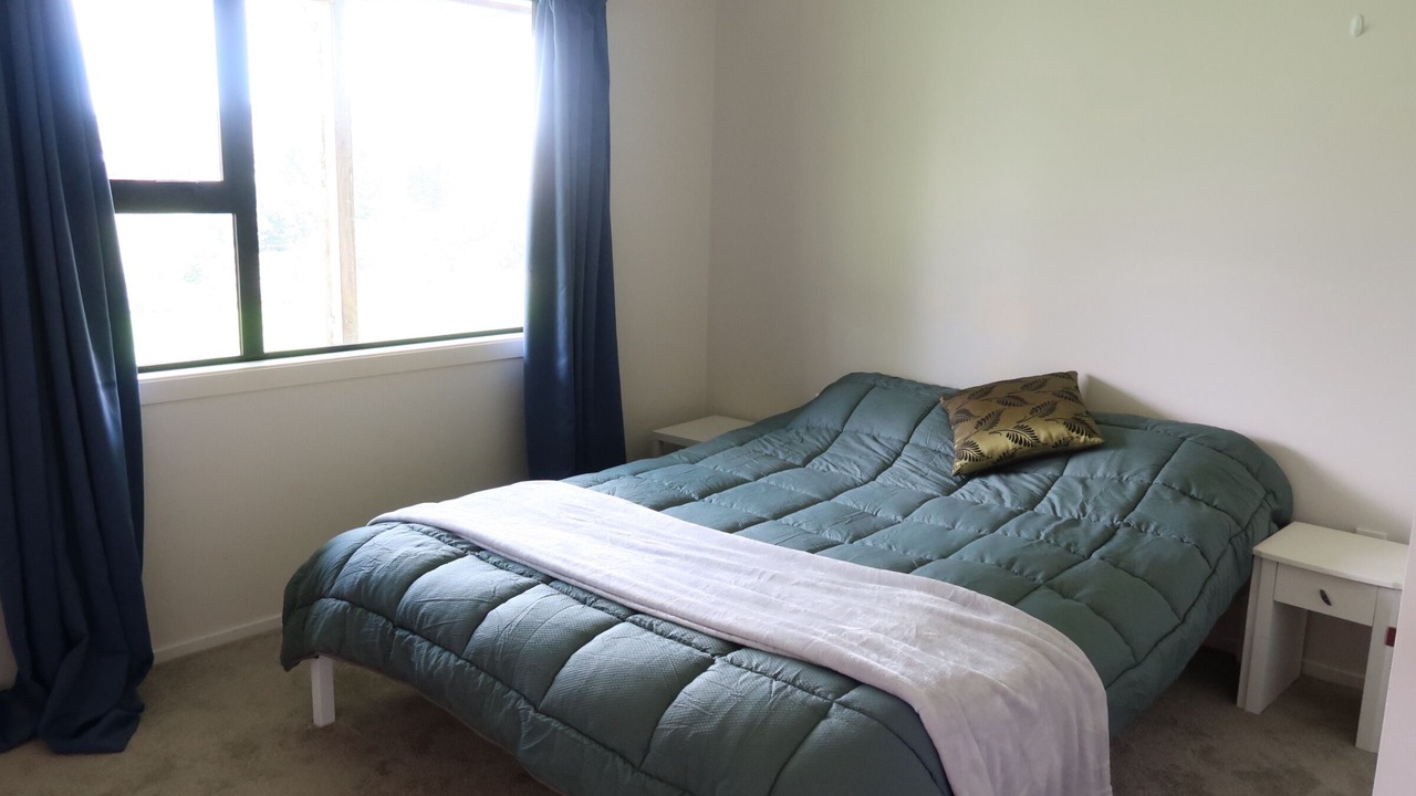 Photo of Bedroom in Helensville