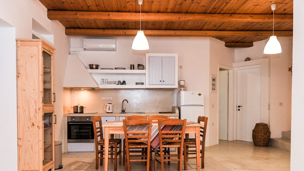 Photo of Kitchen in Minoa Pediada