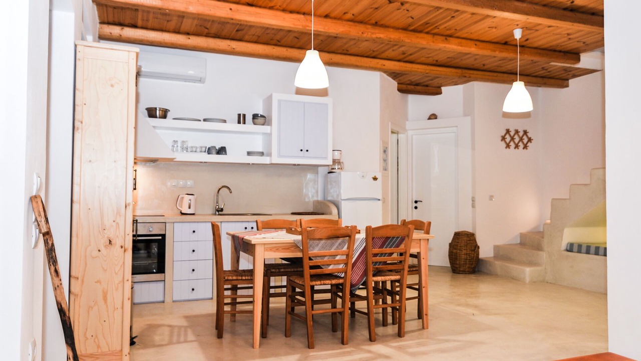 Photo of Kitchen in Minoa Pediada