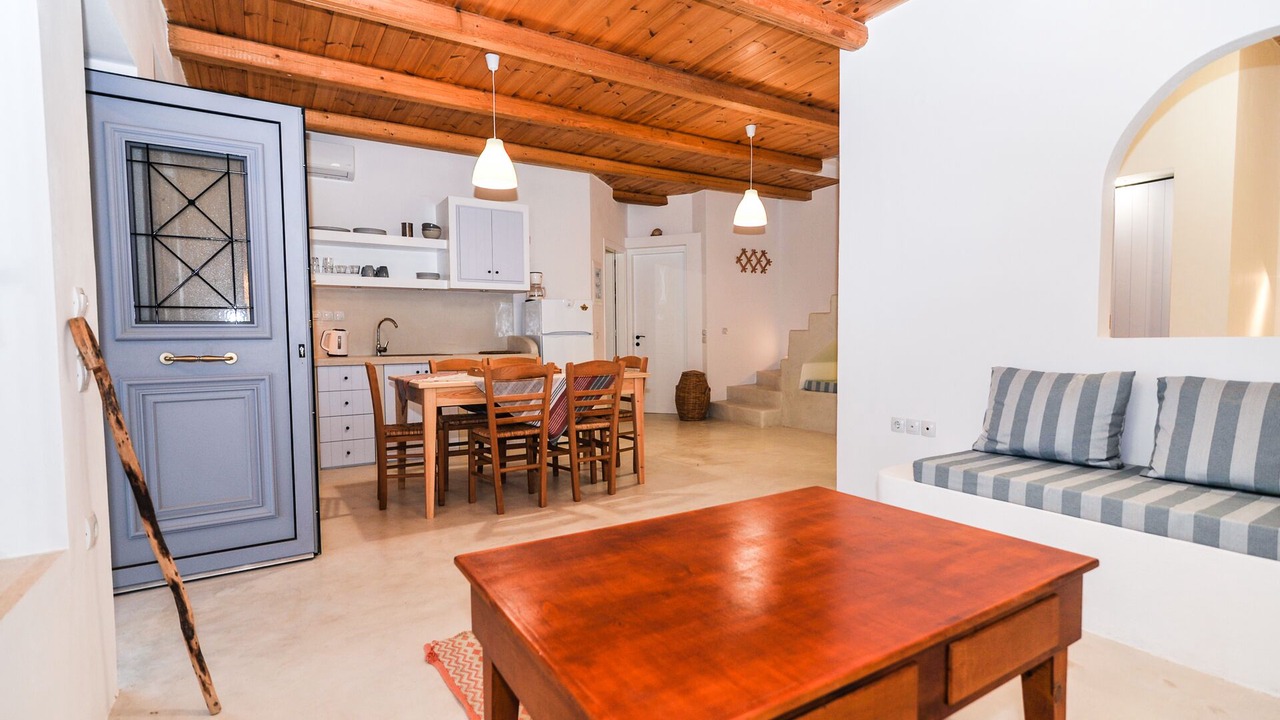 Photo of Livingroom in Minoa Pediada