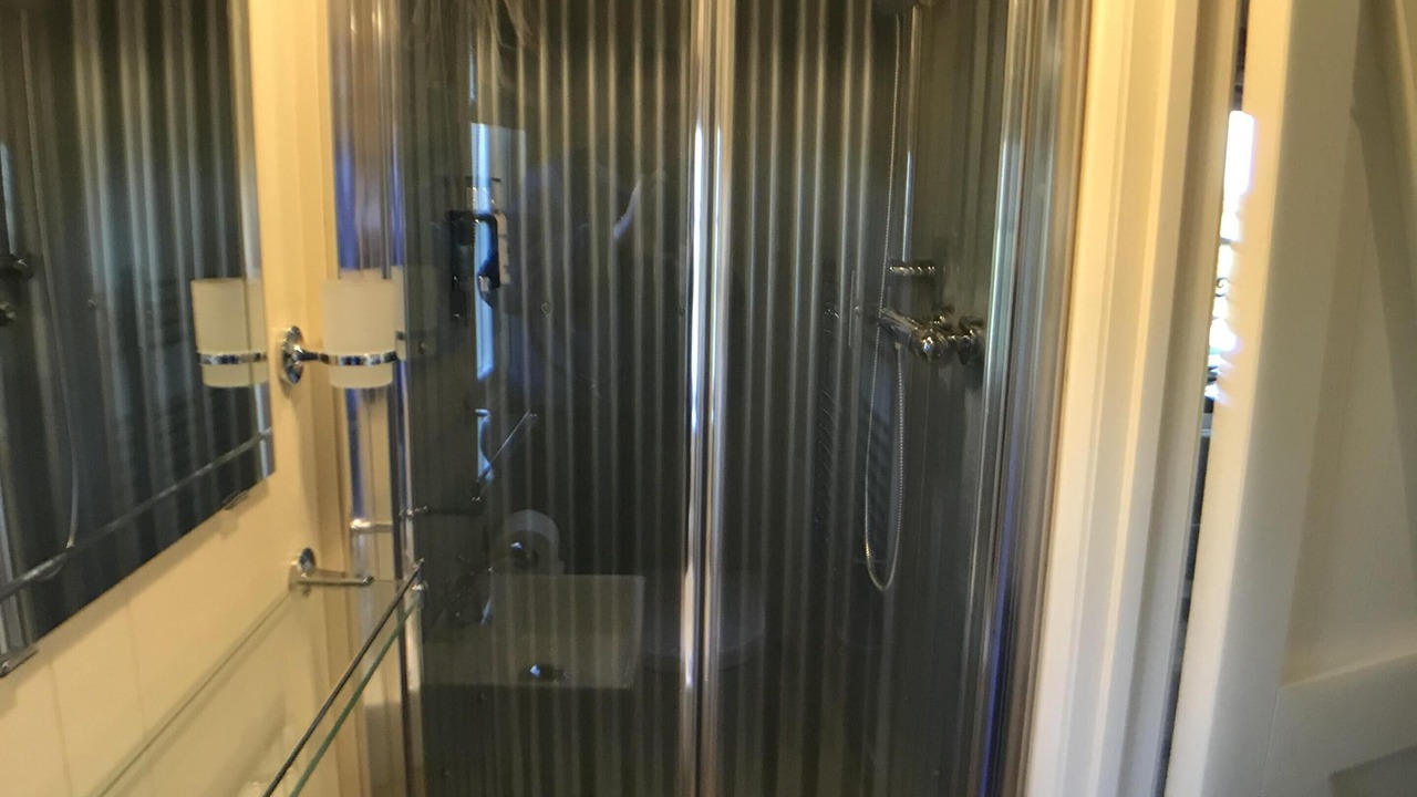 Photo of Bathroom in Coldingham