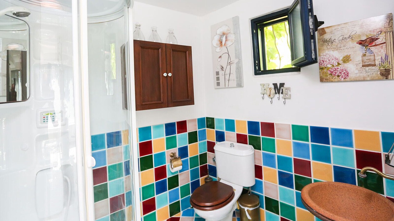 Photo of Bathroom in Achladies