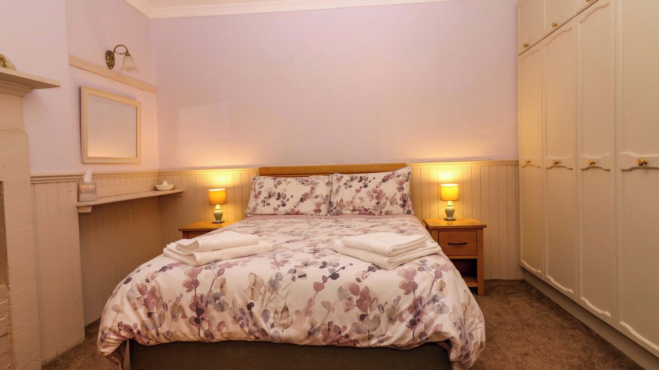 Photo of Bedroom in Kirriemuir