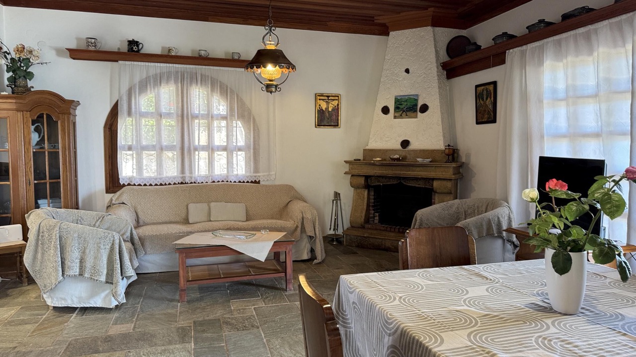 Photo of Livingroom in Aipeia