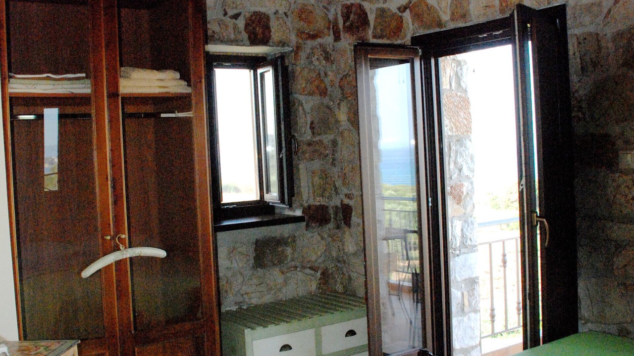 Photo of Bedroom in Vromonerion