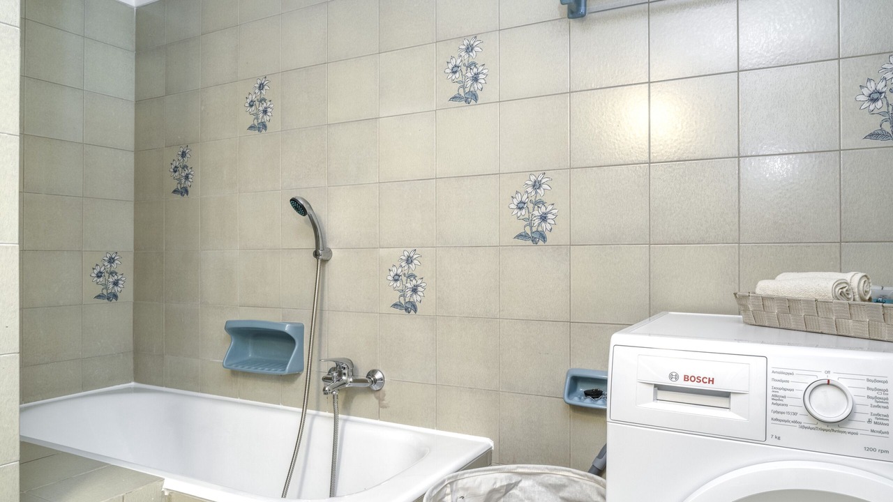 Photo of Bathroom in Ano Kipseli