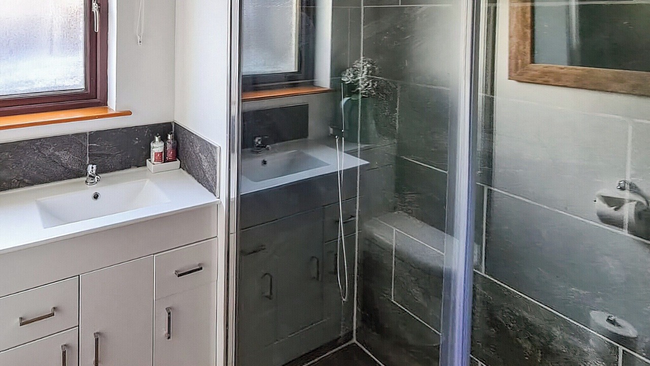 Photo of Bathroom in Drumnadrochit