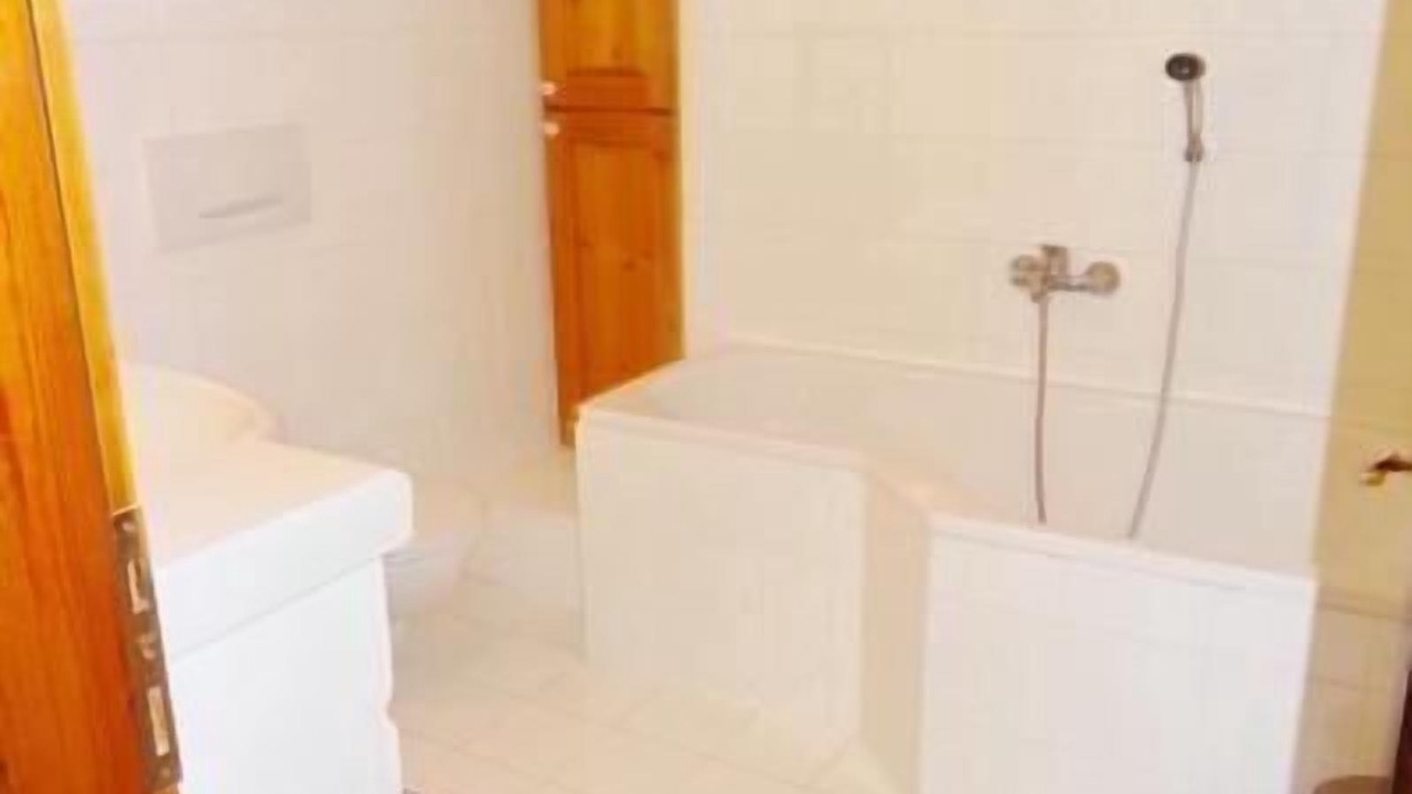 Photo of Bathroom in Kazaviti