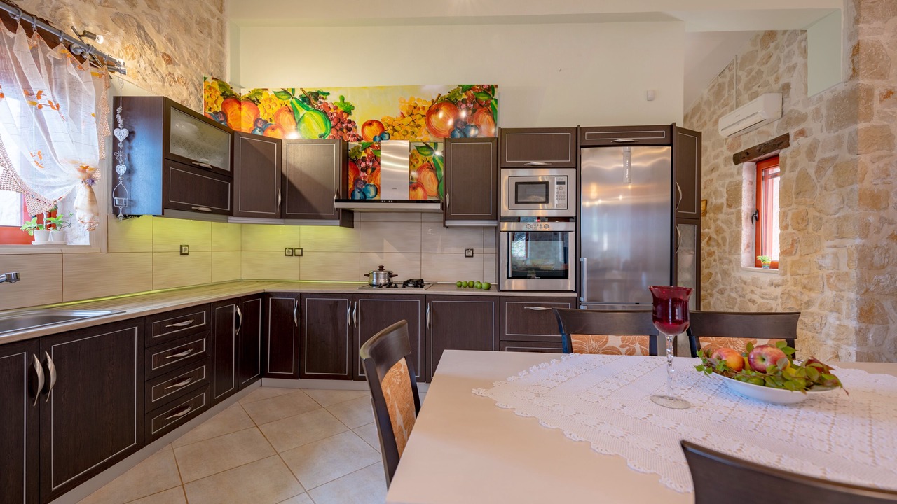 Photo of Kitchen in Skinaria