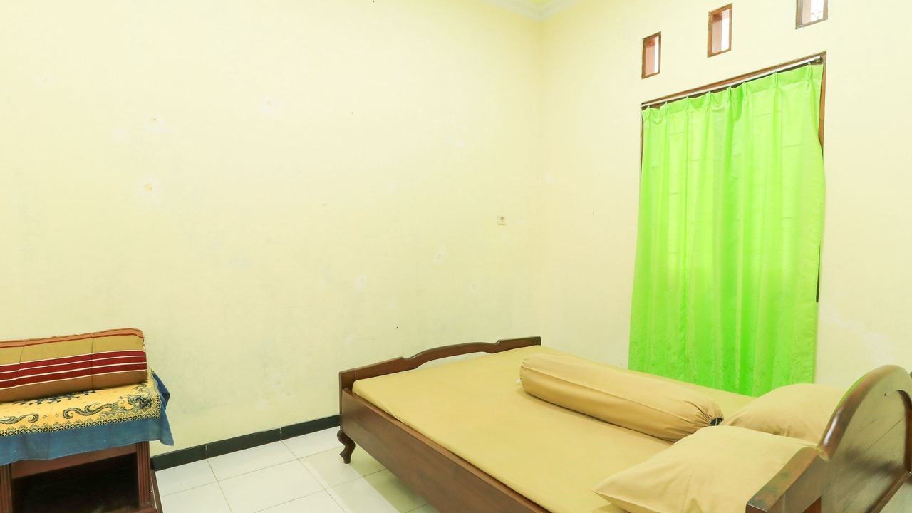 Photo of Bedroom in Pacet