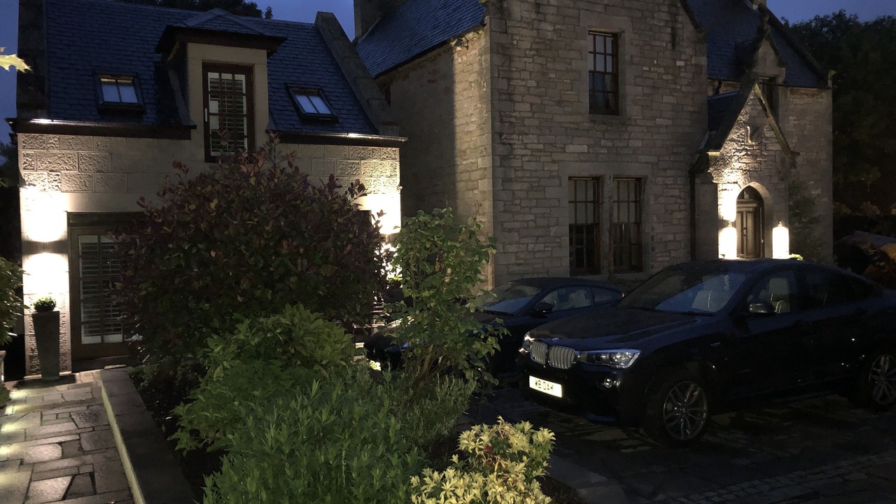 Photo of Outdoor in Roslin