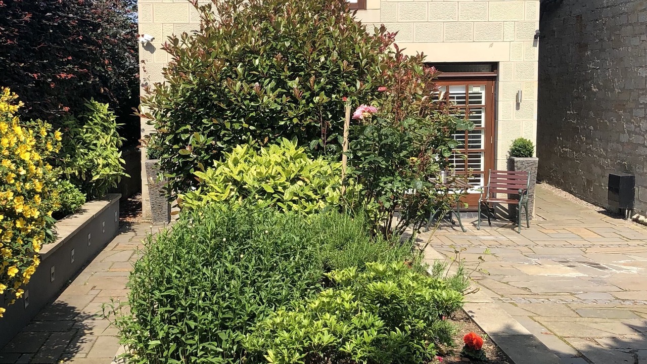 Photo of Outdoor in Roslin