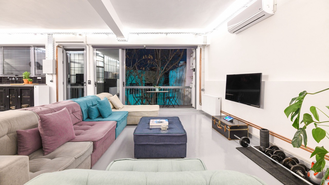 Photo of Livingroom in Thissio