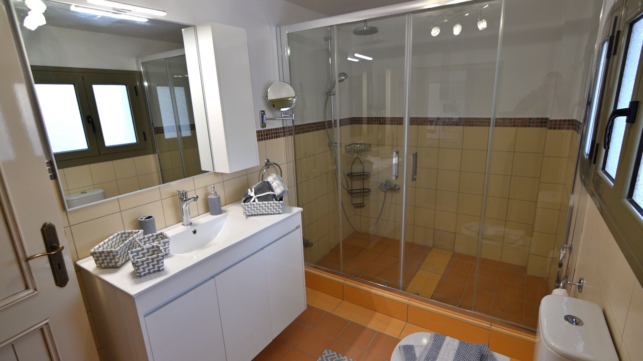 Photo of Bathroom in Kaligata