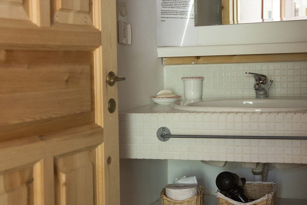 Photo of Bathroom in Mpogdanatika