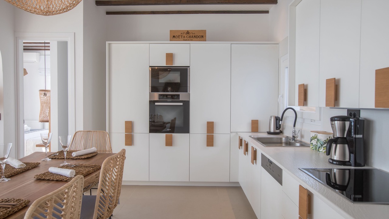 Photo of Kitchen in Platis Gialos