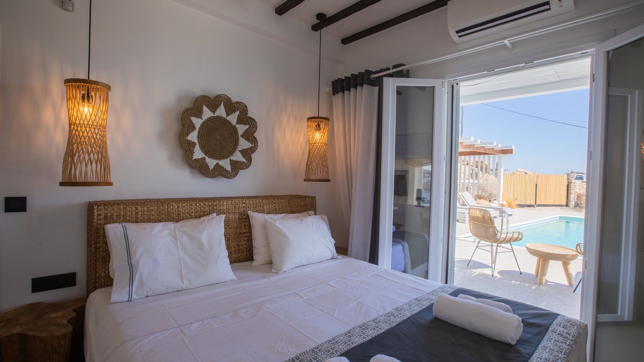 Photo of Bedroom in Platis Gialos