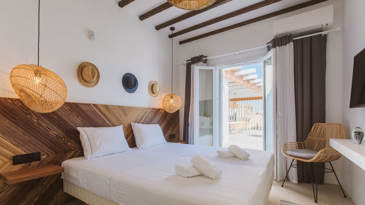 Photo of Bedroom in Platis Gialos