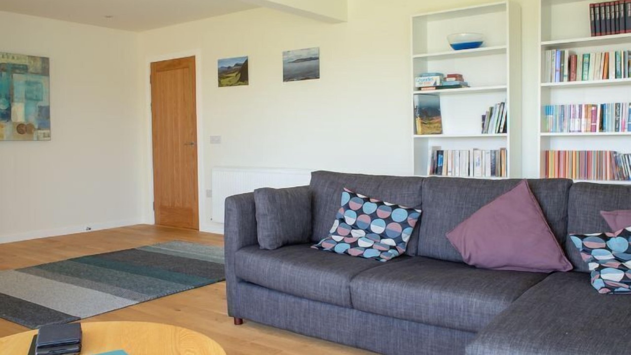 Photo of Livingroom in Roskhill
