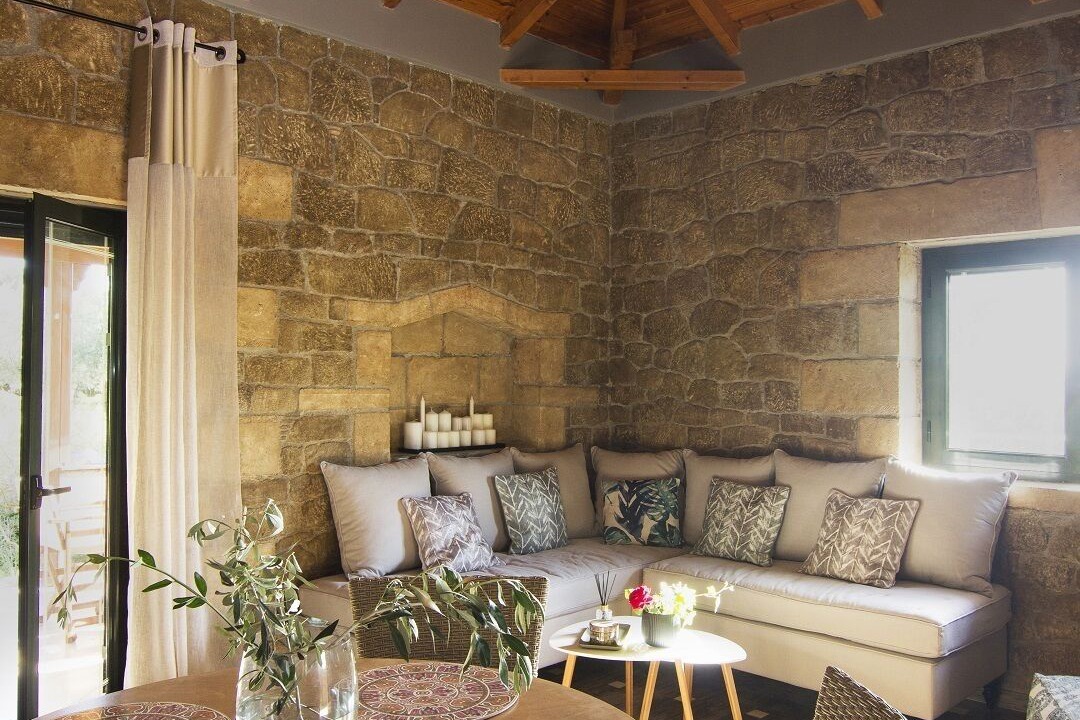 Photo of Livingroom in Lefktron