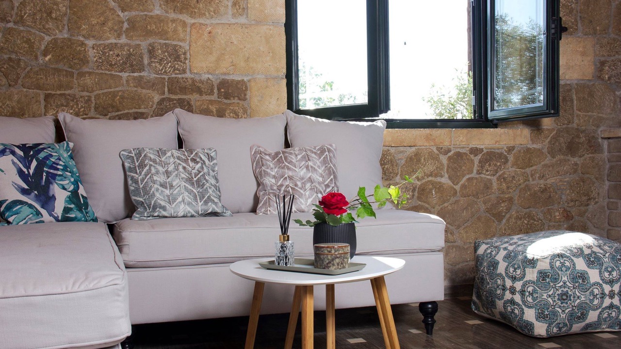 Photo of Livingroom in Lefktron