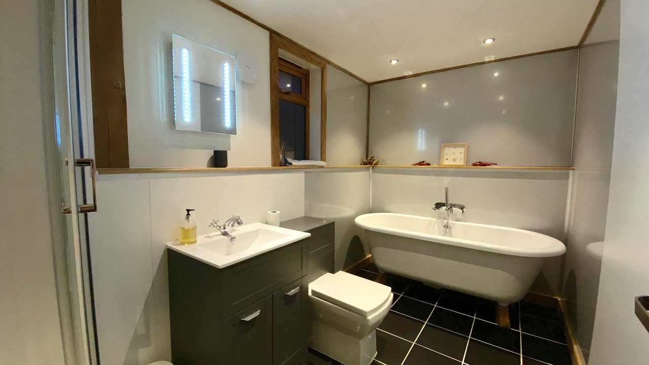Photo of Bathroom in Fiunary