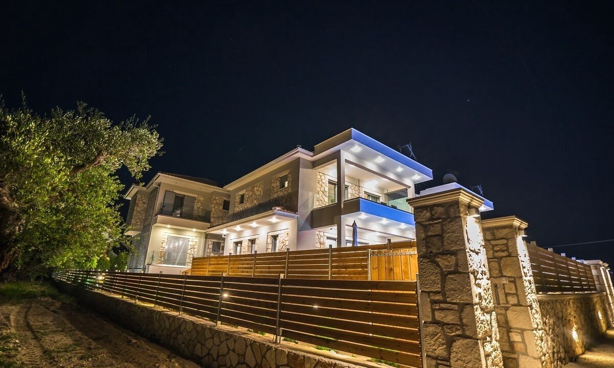 Photo of Outdoor in Alikanas
