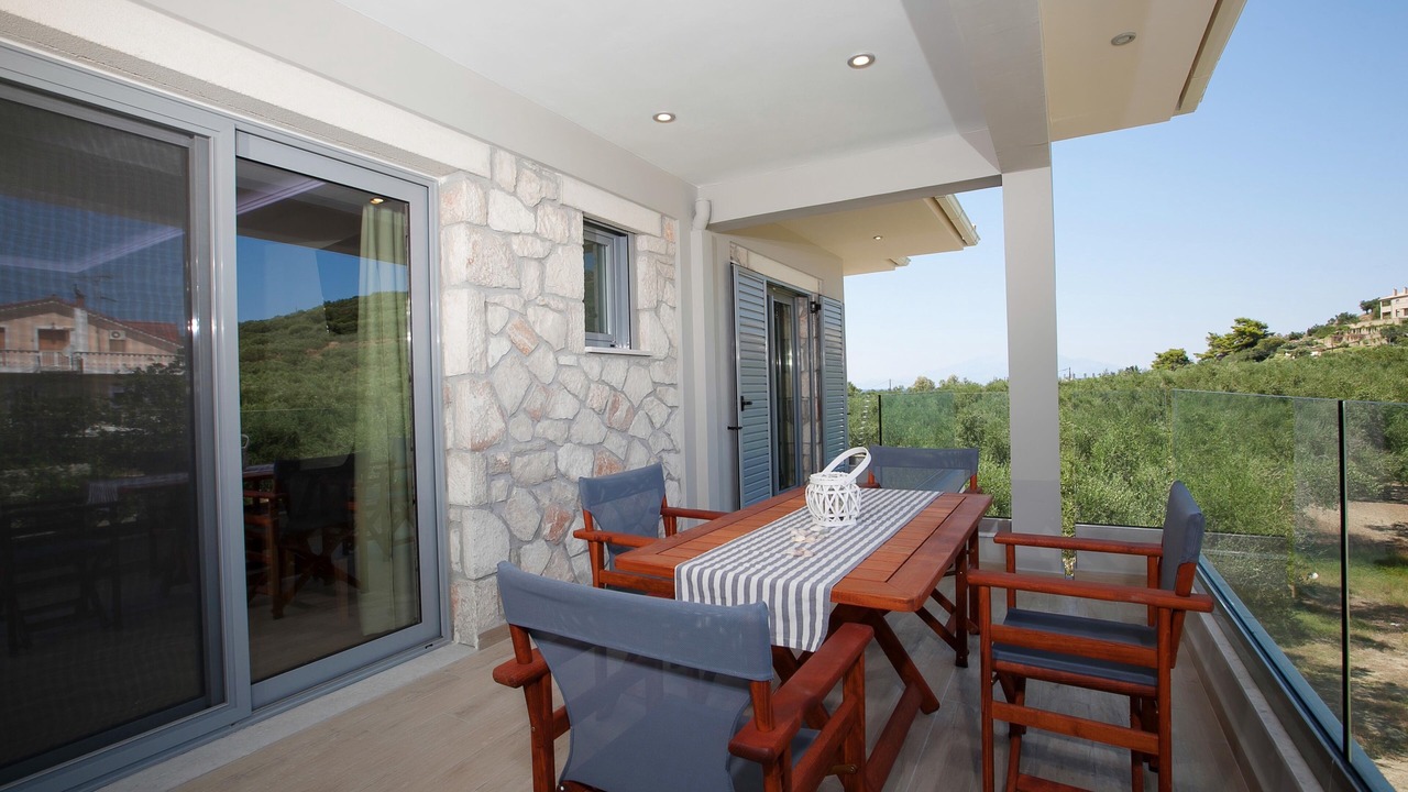 Photo of Outdoor in Alikanas