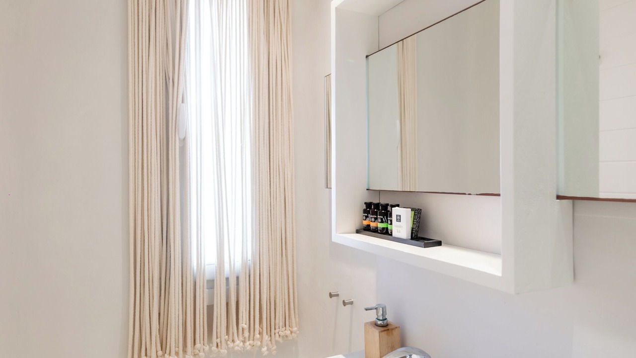 Photo of Bathroom in Elia