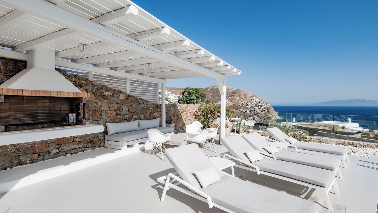 Photo of Outdoor in Elia