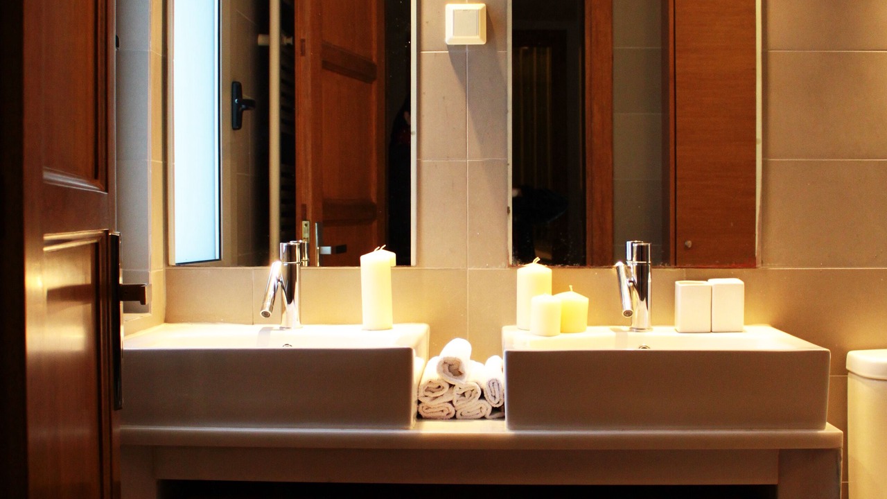 Photo of Bathroom in Katakolo