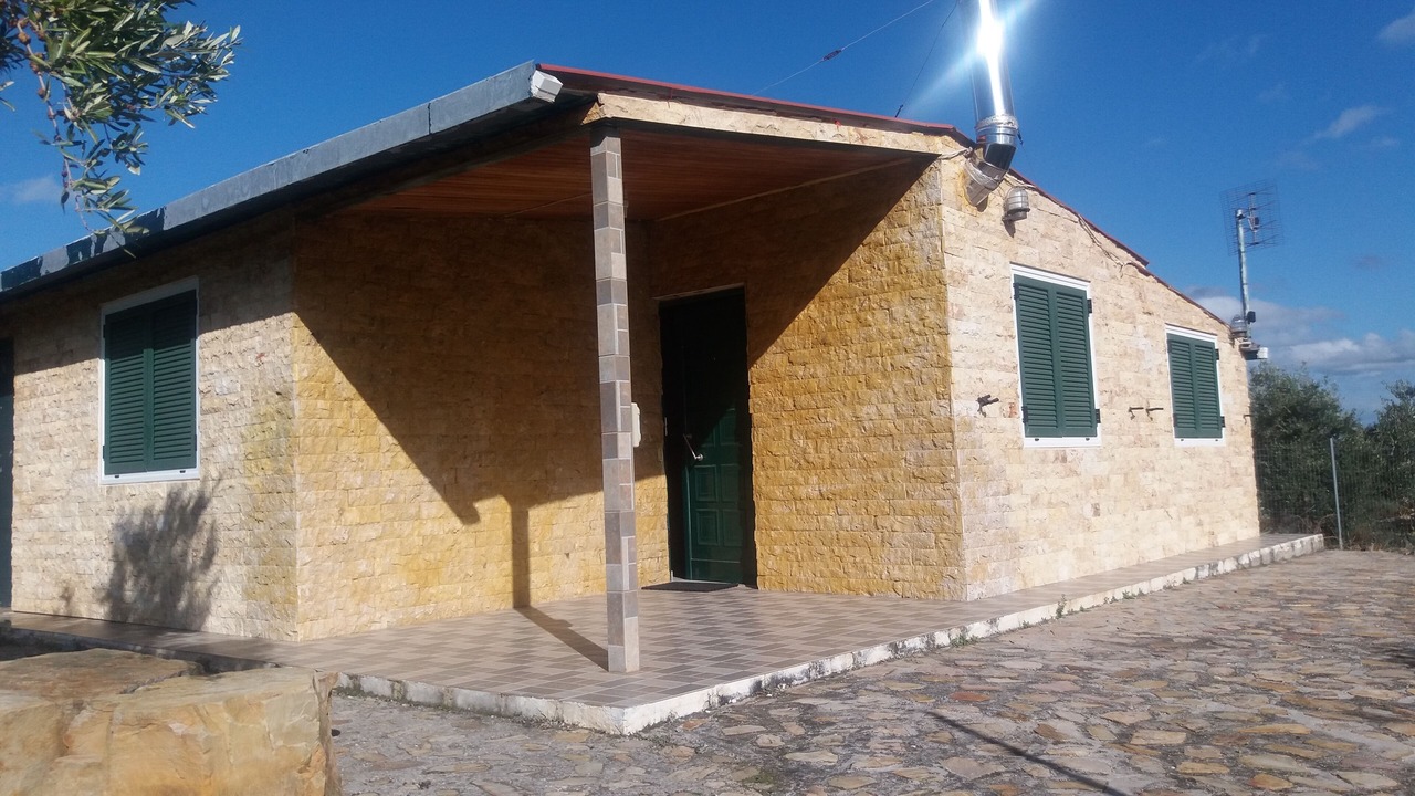 Photo of Outdoor in Skines