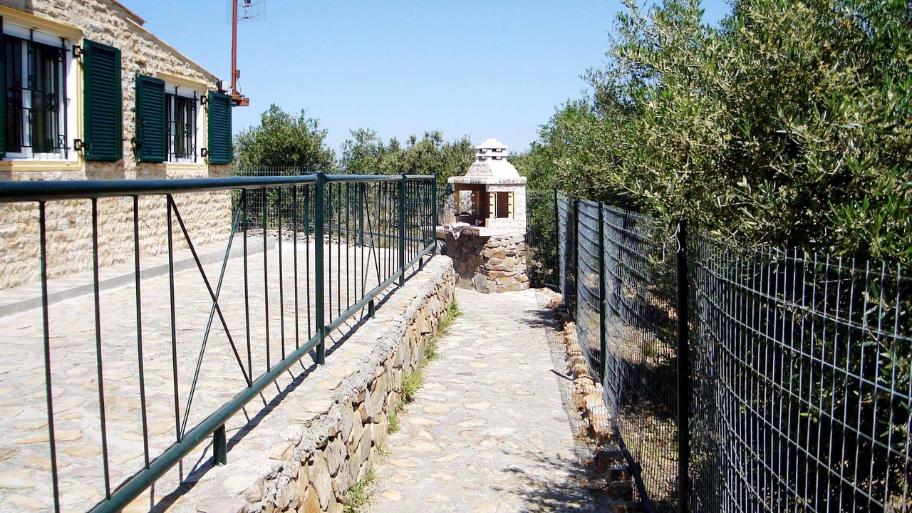Photo of Outdoor in Skines