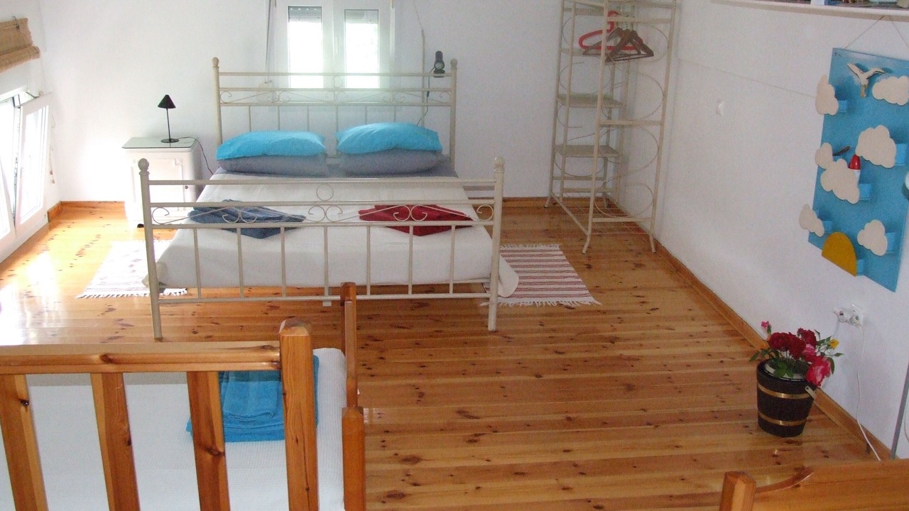 Photo of Bedroom in Chrisi Ammoudia