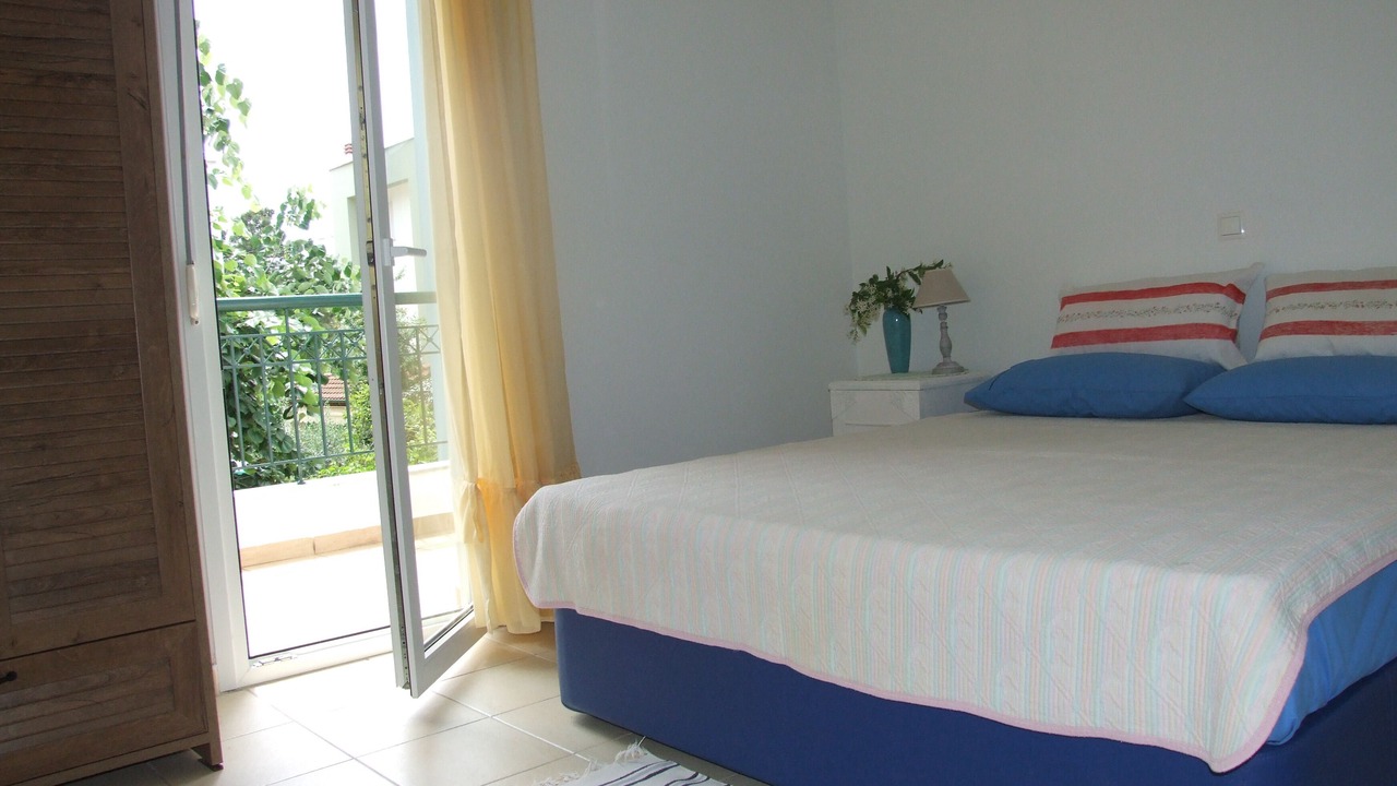 Photo of Bedroom in Chrisi Ammoudia