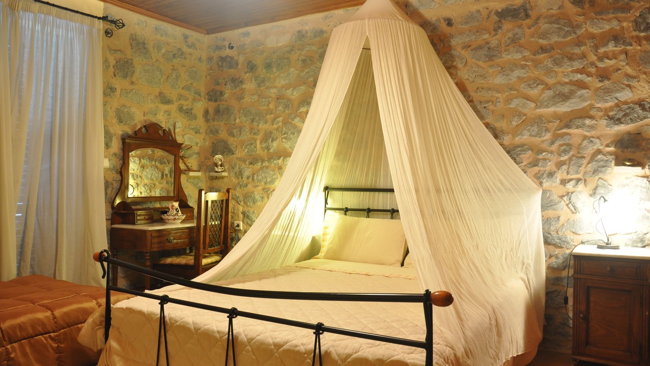 Photo of Bedroom in Karkalou